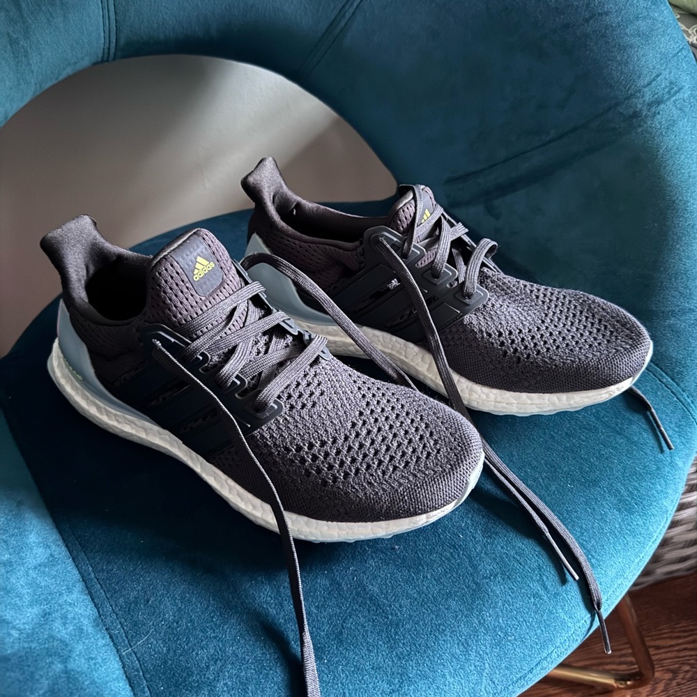 Adidas Grey + Blue Ultraboost 7.5